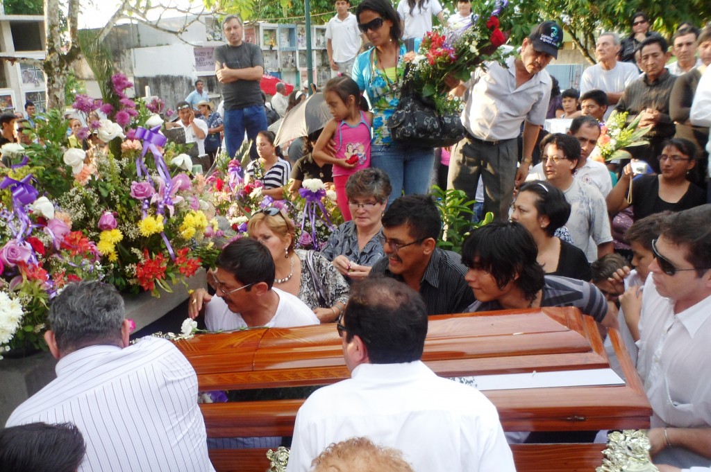 despedia padre luis