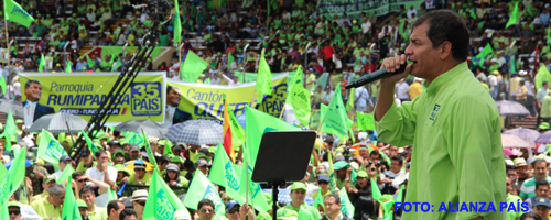 RAFAEL EN CONVENCION DE A PAIS copia