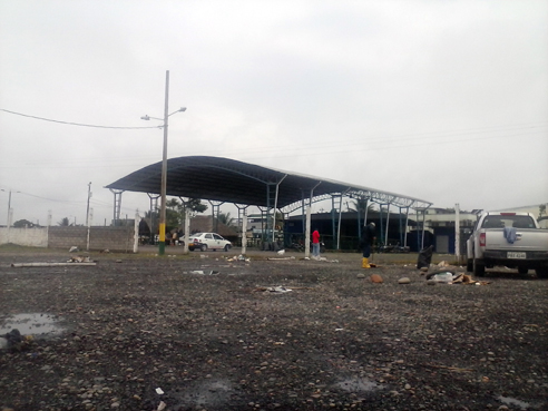 FOTO LIMPIEZA RECINTO FERIAL