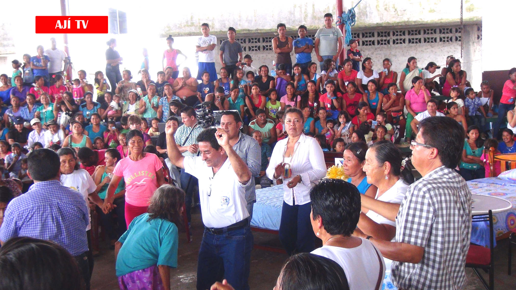 Prefectura de Orellana y Alcaldía de Loreto rindieron  tributo a Mamá