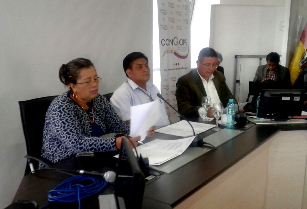 Prefecta de Orellana pide a ministros constatar situación económica de la provincia