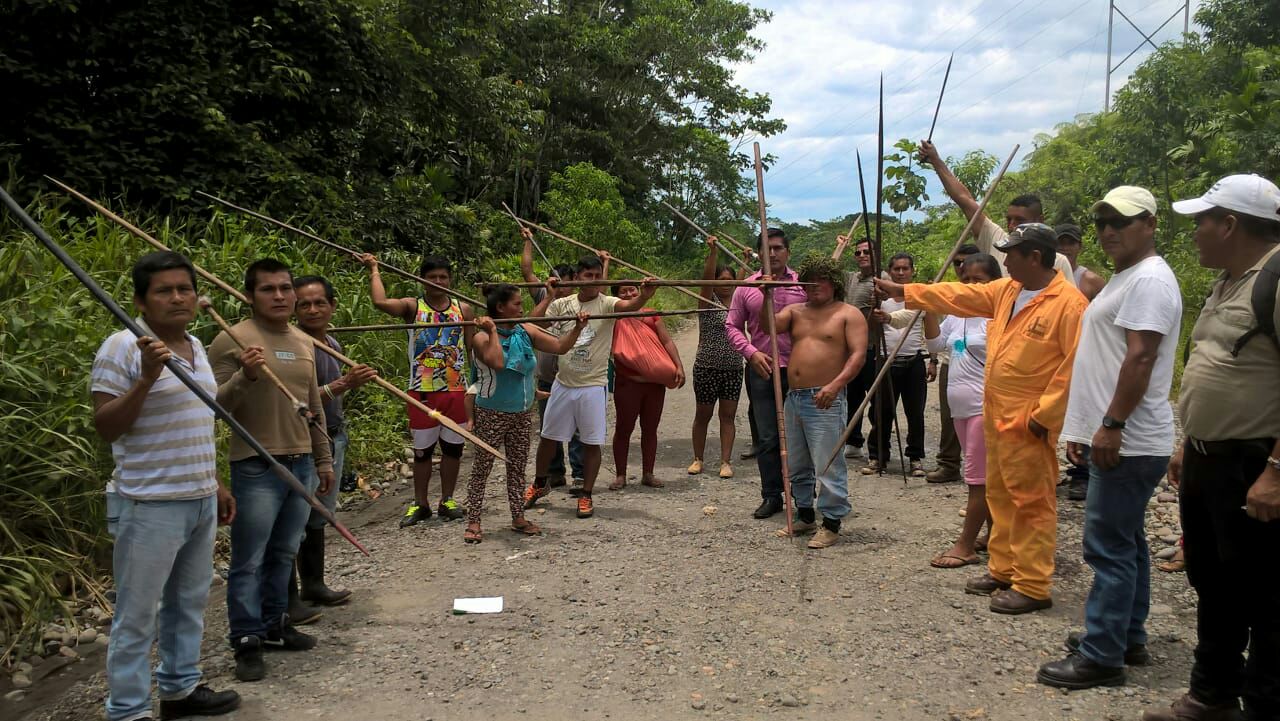 Promesa de Gabinete Sectorial baja tensión en parroquias petroleras de Orellana