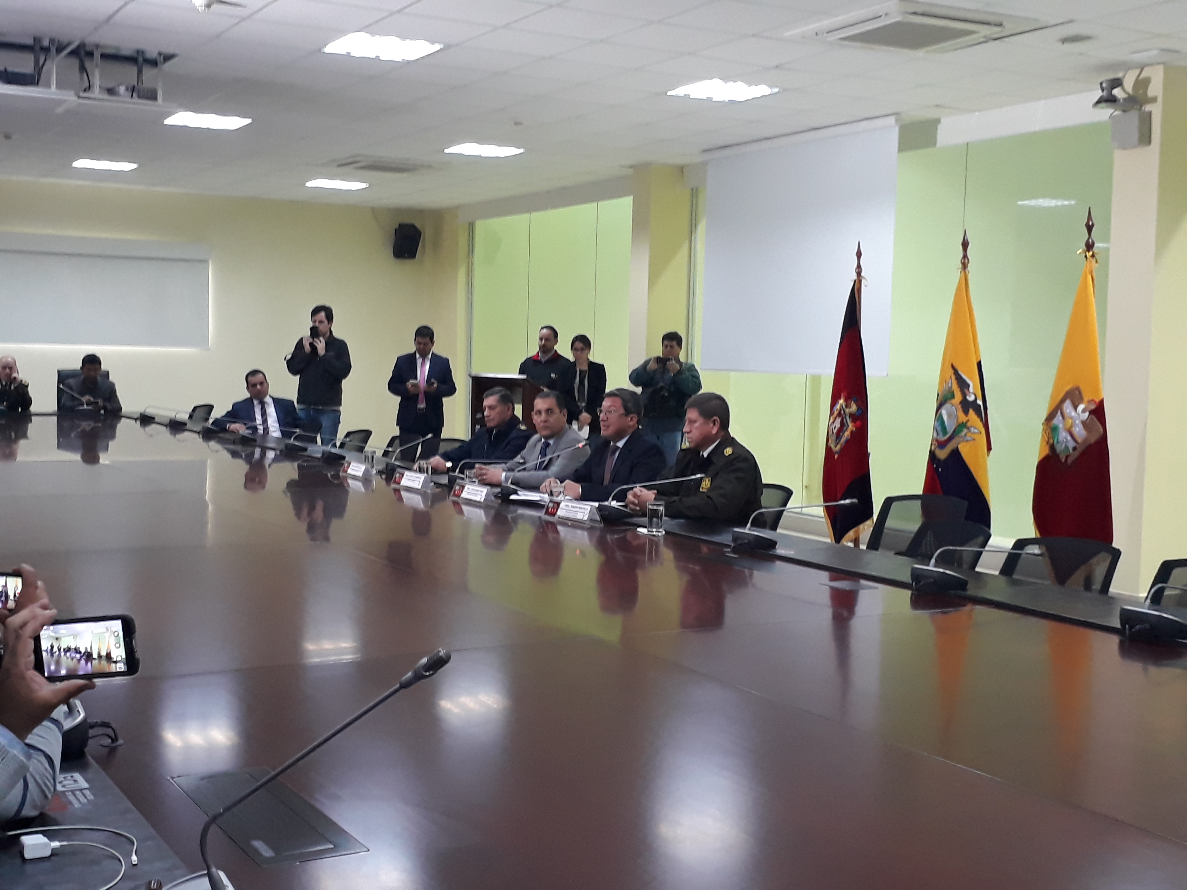 MINISTRO NAVAS, PIDE PRUDENCIA AL DIFUNDIR INFORMACIÓN EN REDES, SOBRE SECUESTRO DE PERIODISTAS