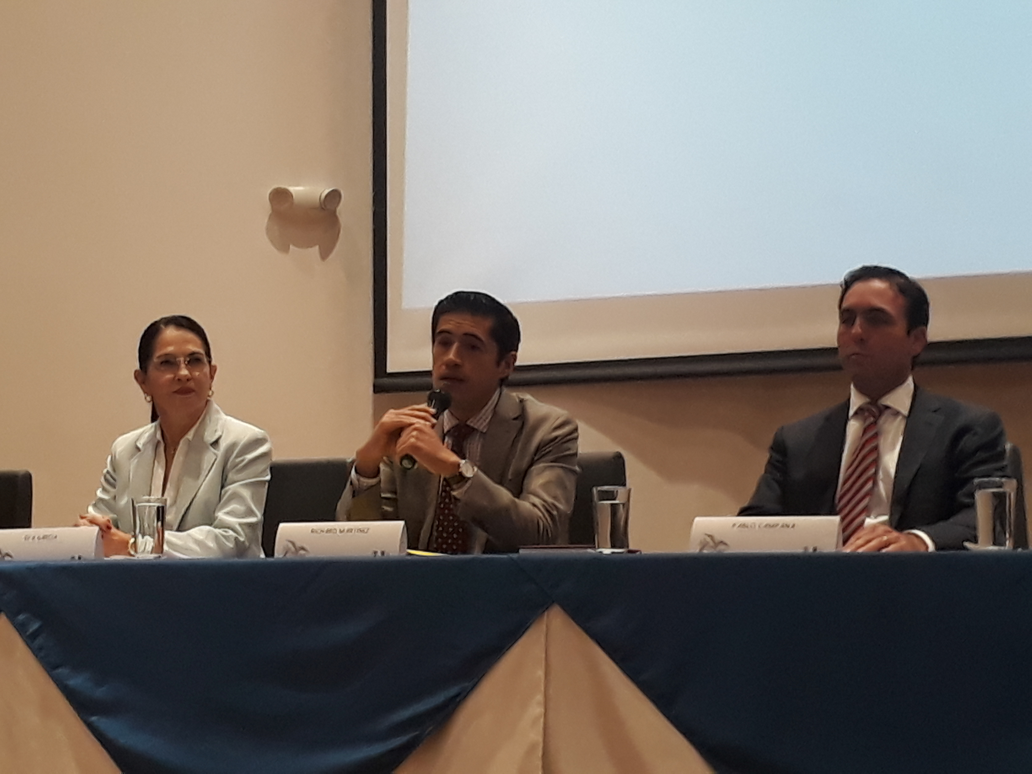 Richard Martínez, ministro de Finanzas apunta a reactivar la producción, en las micro, pequeñas y mediana empresas.