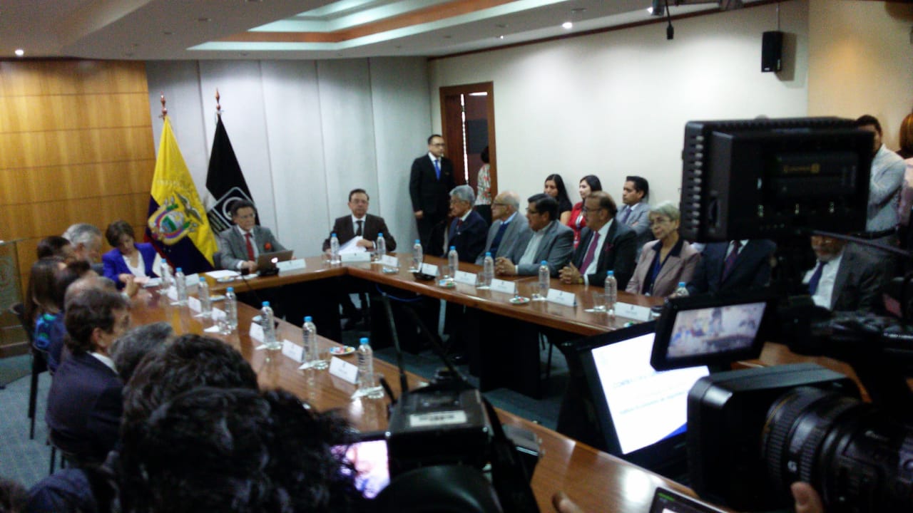 Contraloría General, presentó Plan Emergente de Control al IESS, y prevé 27 exámenes especiales