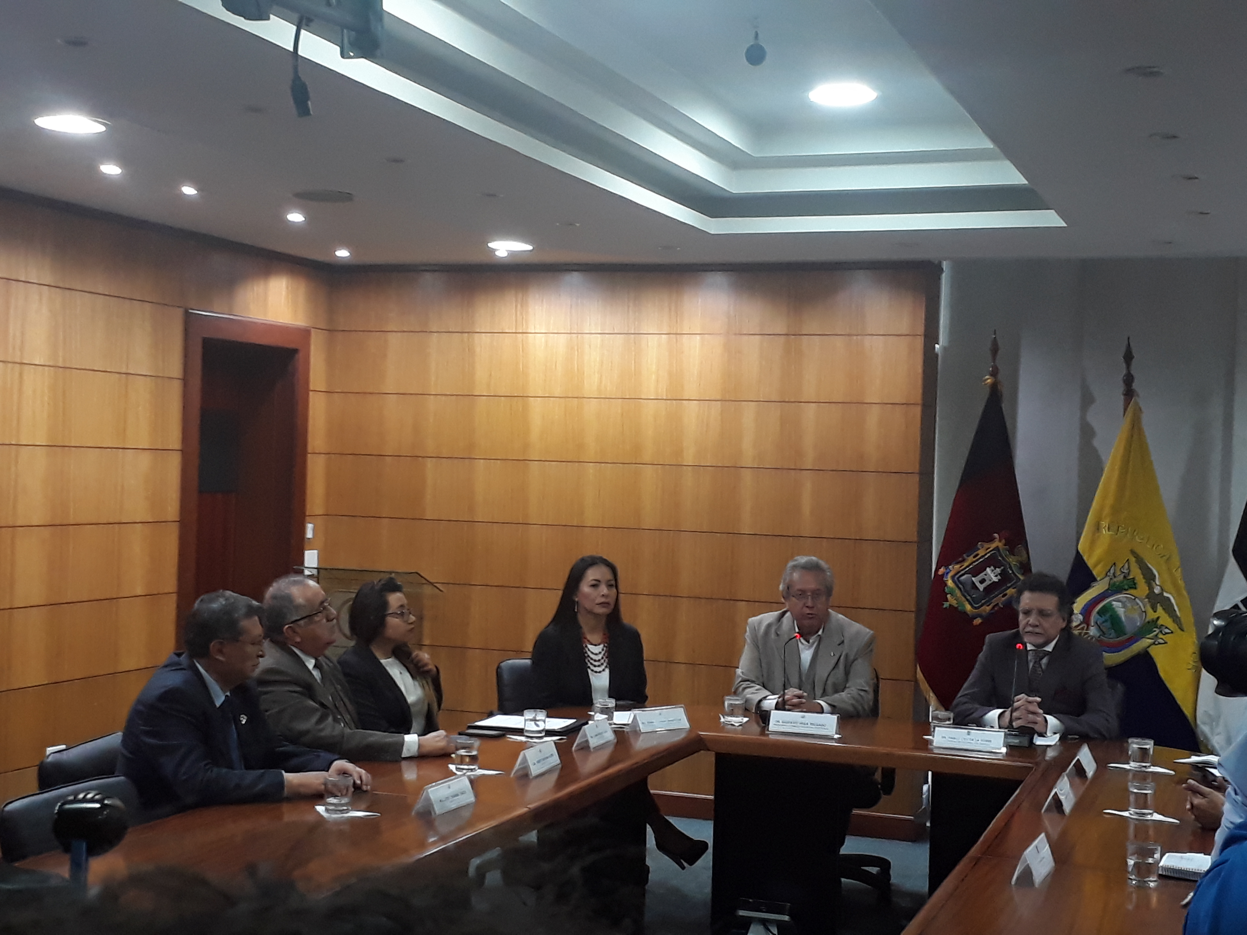 Contraloría realizará auditoría integral desde el 2011 al CNE cesado.