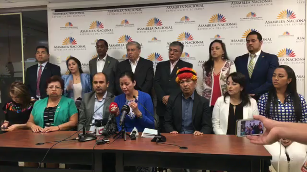 Cinthya Díaz esposa de Jorge Glas solicitará reunión con el Presidente Lenin Moreno.